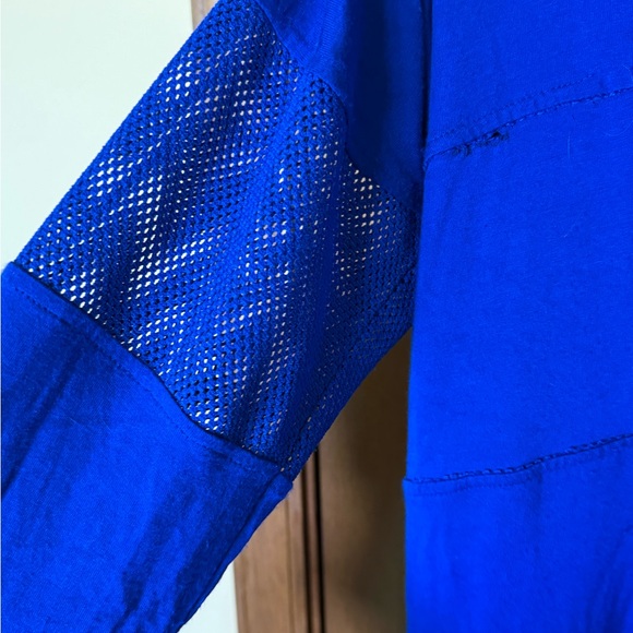 Cable & Gauge Royal Blue Cowl Neck Top Size Medium - Picture 3 of 5